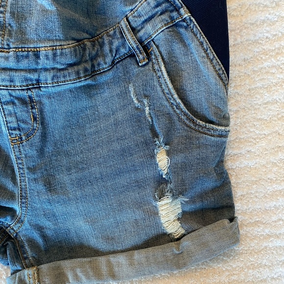 Maternity distressed short-alls - Picture 3 of 9